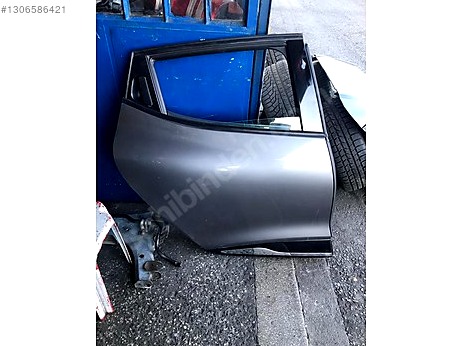 Renault Clio Kapı (Arka Sağ) çıkma parça