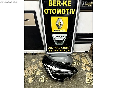 Renault Clio Sağ Ön Far çıkma parça