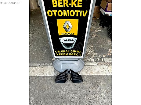 Renault Clio Sis Farı Çerçevesi çıkma parça
