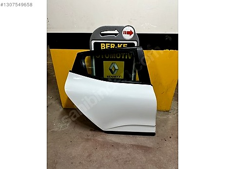 Renault Clio Kapı (Arka Sağ) çıkma parça