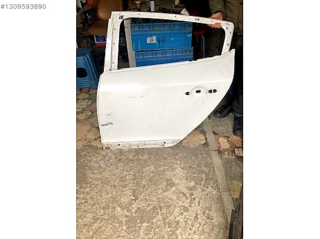 Renault Megane Kapı (Arka Sol) çıkma parça