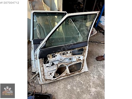 Renault R9 Kapı (Ön Sol) çıkma parça