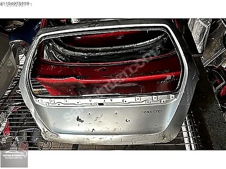 Subaru Forester Bagaj Kapağı çıkma parça - VATAN OTO ÇIKMA İzmir