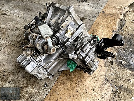 Toyota Corolla Şanzıman Komple çıkma parça