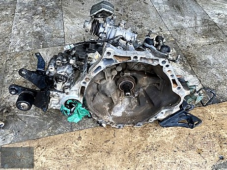 Toyota Corolla Şanzıman Komple çıkma parça