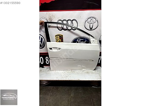 Toyota Corolla Kapı (Ön Sağ) çıkma parça
