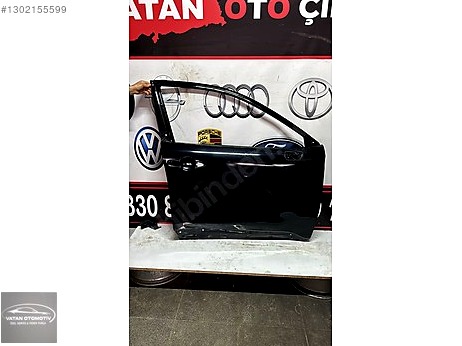 Toyota Corolla Cross Kapı (Ön Sağ) çıkma parça