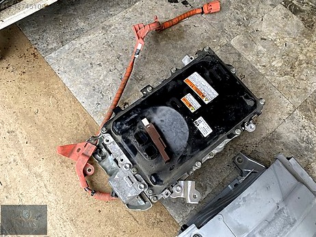 Toyota Corolla Akü çıkma parça