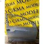 Toyota Corolla Kapı (Ön Sağ) çıkma parça - MODEL OTO ÇIKMA İzmir