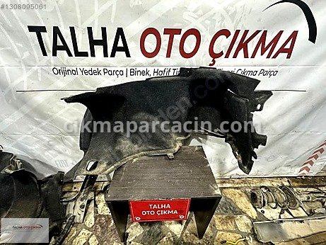 Toyota Avensis Bagaj Döşemesi çıkma parça