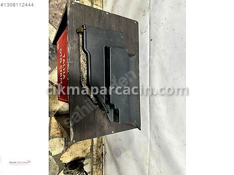 Toyota Avensis Bakalit çıkma parça