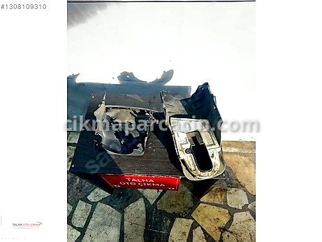 Toyota Avensis Bakalit çıkma parça