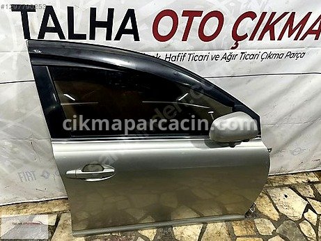 Toyota Avensis Kapı (Ön Sağ) çıkma parça