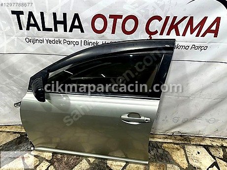 Toyota Avensis Kapı (Ön Sol) çıkma parça