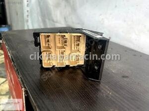 Toyota Avensis T25 Kasa Sigorta Kutusu 82734-05030 – Orjinal Çıkma