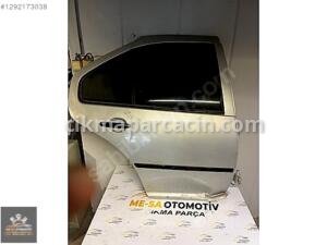VOLKSWAGEN BORA SAĞ ARKA KAPI