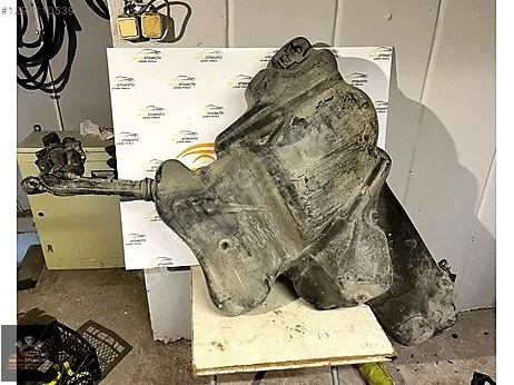 Volkswagen Bora Depo Kapağı çıkma parça - MESA YEDEK PARÇA Mersin