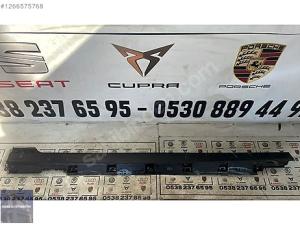 VOLKSWAGEN PASSAT B8 SAĞ MARŞPİYEL 3G0853858F