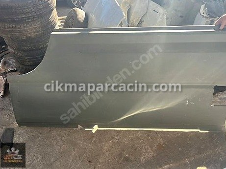 Volkswagen Transporter Çamurluk (Arka) çıkma parça