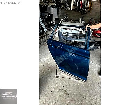 Volkswagen Passat Kapı (Arka Sağ) çıkma parça