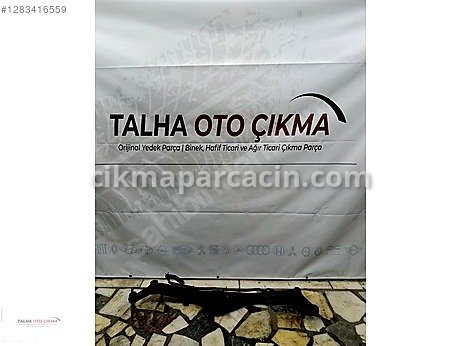 Volkswagen Caddy Radyatör Traversi çıkma parça