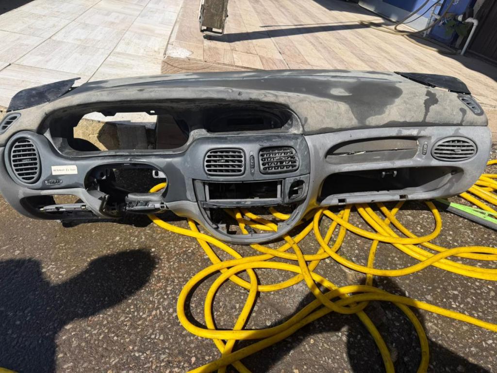 Renault Megane Komple Torpido çıkma parça