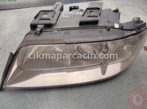 Audi A4 Sağ Ön Far çıkma parça