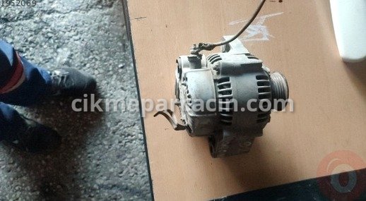 Toyota Corolla Şarj Dinamosu çıkma parça