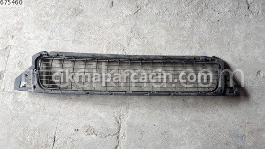 Dacia Duster Tampon Izgarası çıkma parça