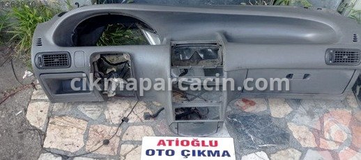 Fiat Punto Komple Torpido çıkma parça