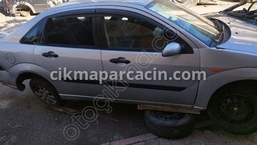Ford Focus Sağ Arka Kapı çıkma parça