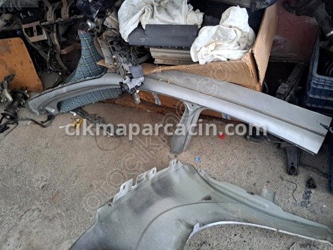 Ford Focus Ara Bölme Sacı çıkma parça