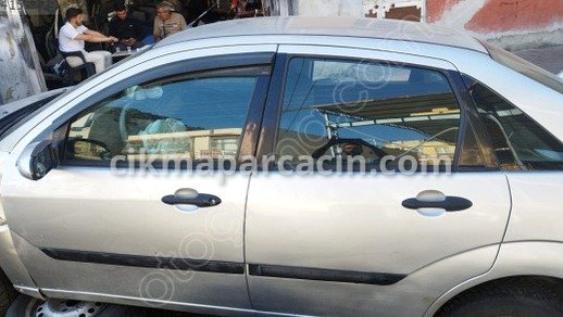 Ford Focus Sol Arka Kapı çıkma parça