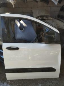 Ford 2017 tourneo courier sağ ön dolu kapı