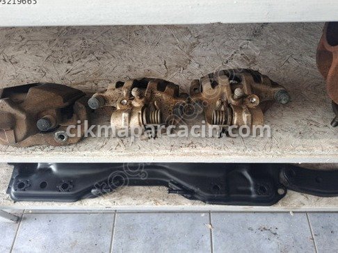 Ford Tourneo Connect Kaliper çıkma parça