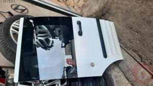 Ford connect bagaj kapisi sol