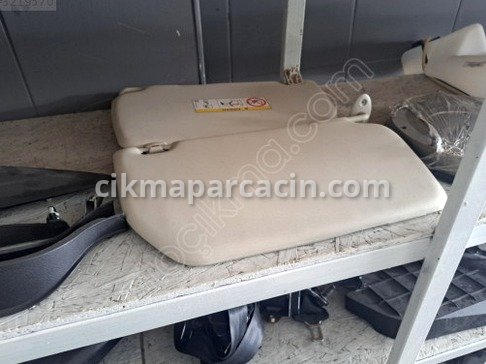 Ford Tourneo Courier Güneşlik çıkma parça