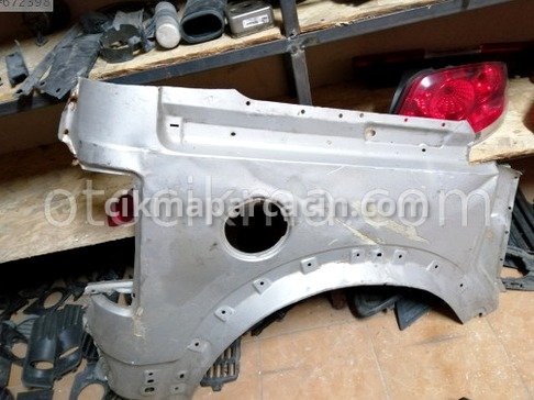 Ford Tourneo Connect Arka Çamurluk çıkma parça
