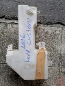 Ford Costum su fiskiye bidonu