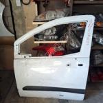 Ford Tourneo Courier Sol Arka Kapı çıkma parça - İNAN OTO ÇIKMA YEDEK PARÇA ALIM SATIM Adana