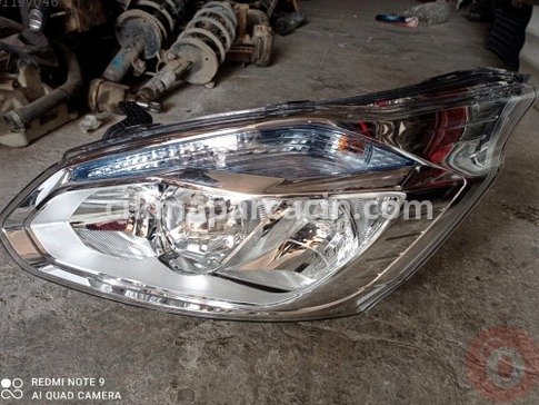 Ford Transit Custom Sol Ön Far çıkma parça