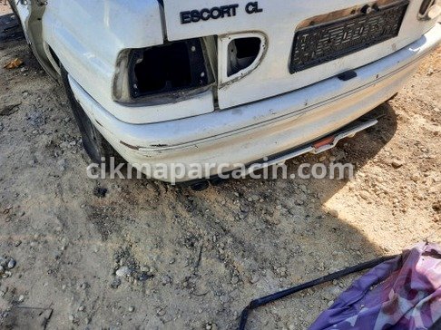 Ford Escort Arka Tampon çıkma parça