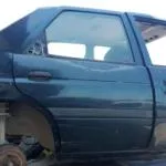 Ford Escort Sağ Arka Kapı çıkma parça - İNAN OTO ÇIKMA YEDEK PARÇA ALIM SATIM Adana
