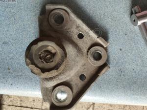 Ford Fiesta 2003 2008 motor kulağı sağ