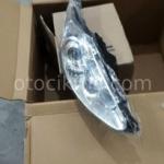 Ford Fiesta Sağ Ön Far çıkma parça - İNAN OTO ÇIKMA YEDEK PARÇA ALIM SATIM Adana
