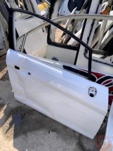 Ford Fiesta Sağ Ön Kapı