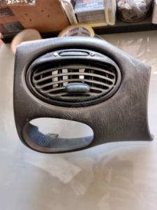 Ford focus 1 havalandırma ızgara çerçevesi