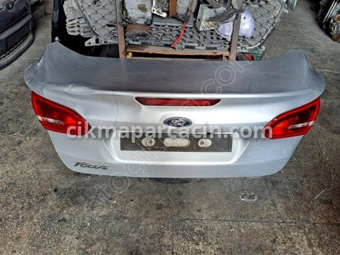 Ford Focus Bagaj Kapağı çıkma parça