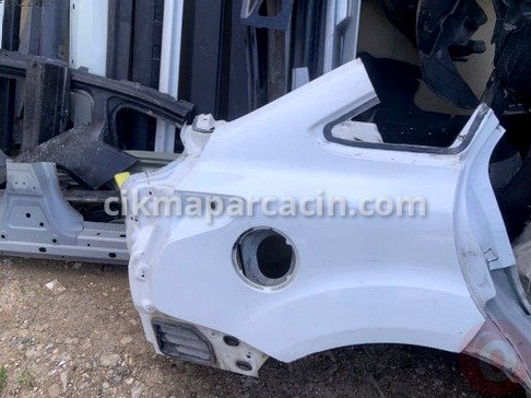 Ford Focus Arka Çamurluk çıkma parça