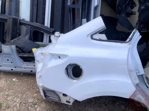 Ford Focus Arka Çamurluk çıkma parça